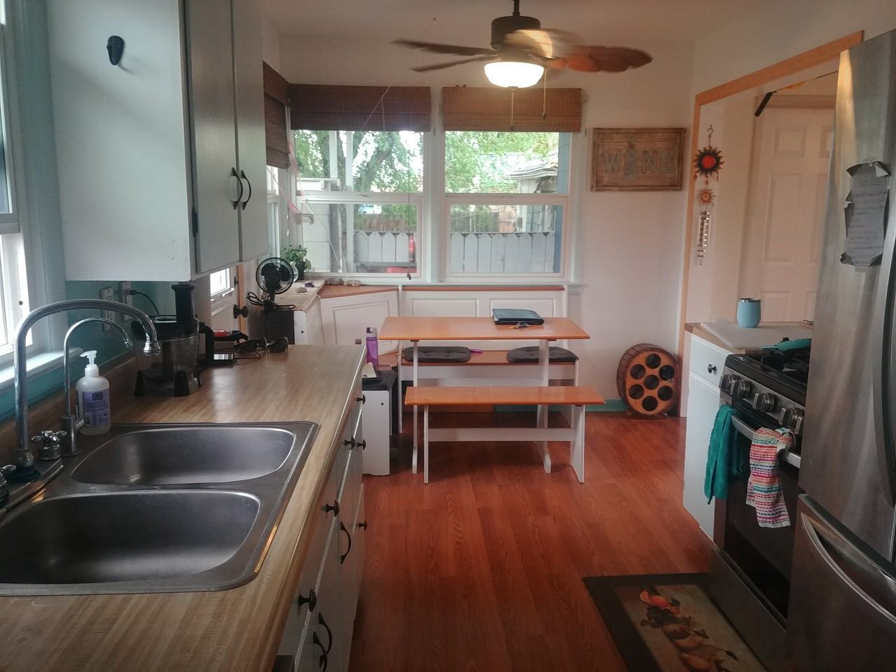 420 S 8th St - Photo 3 of 5