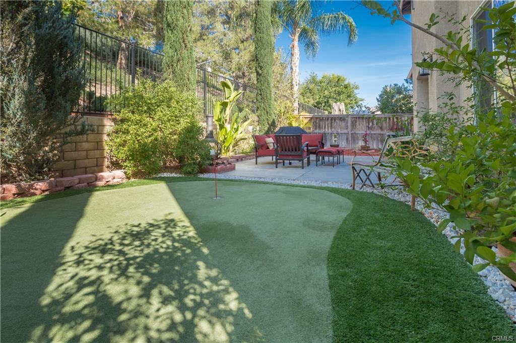 42780 Jolle Ct - Photo 2 of 14