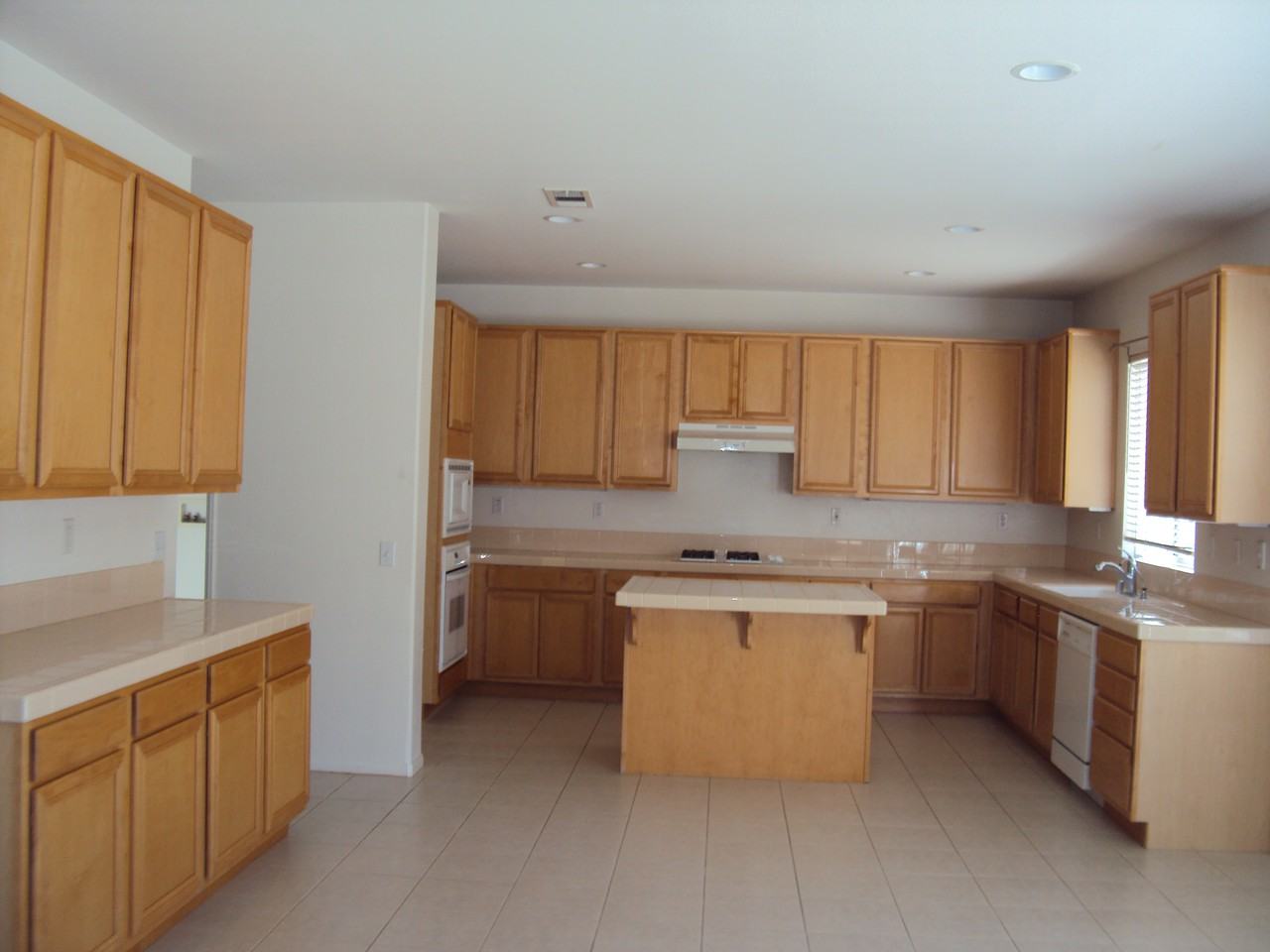 28023 Alton Way - Photo 3 of 8