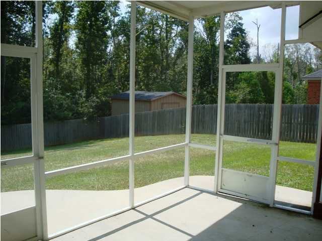 9691 Nottingham Court - Photo 3 of 17