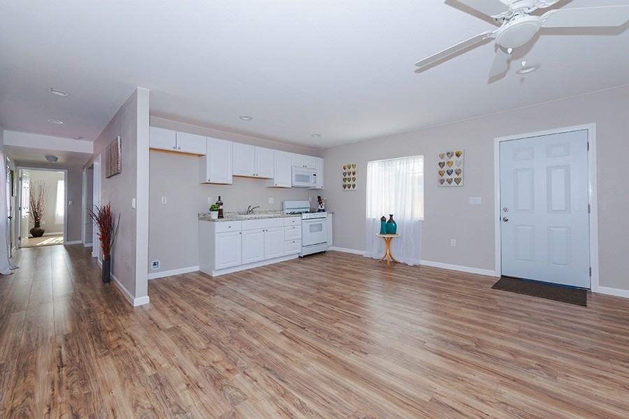 2837 Boston Ave - Photo 3 of 11