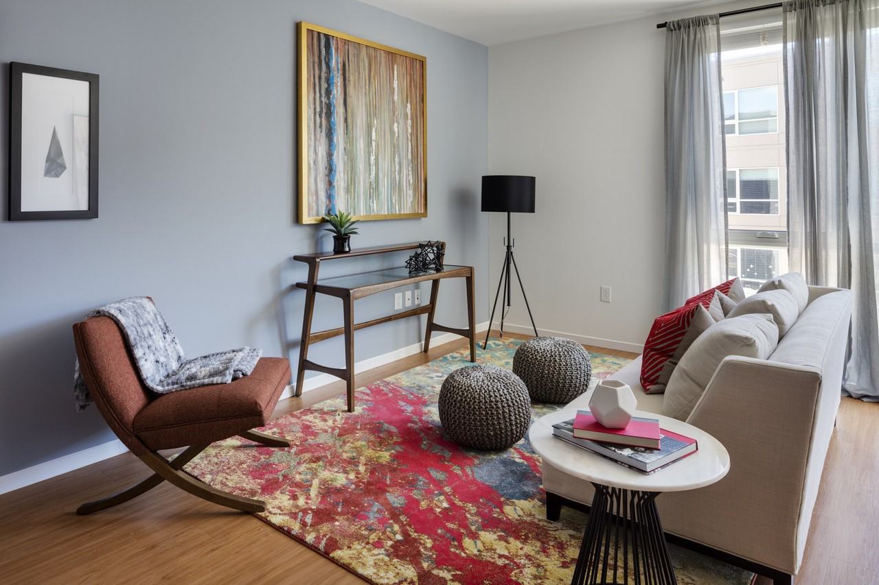 E3 Apartments - Photo 2 of 26