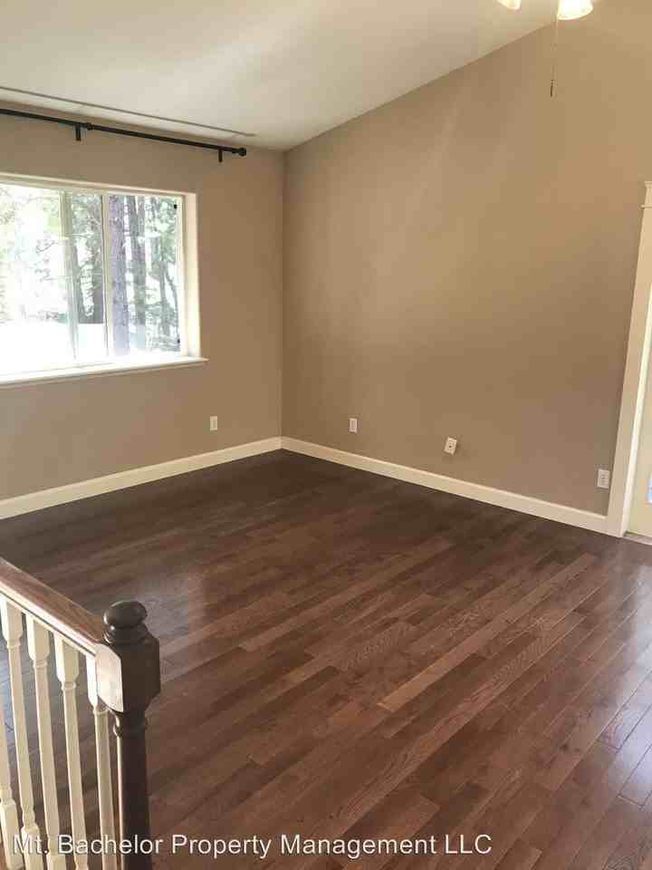 19086 Choctaw Rd - Photo 2 of 12