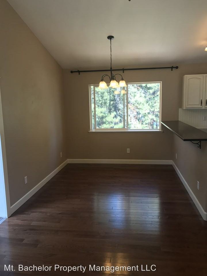 19086 Choctaw Rd - Photo 3 of 12