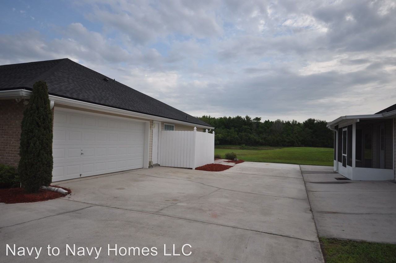 44143 Green Meadows Ln - Photo 3 of 50