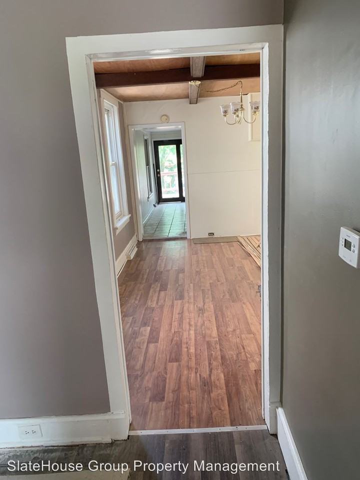 135 S 2nd Ave - Photo 2 of 6