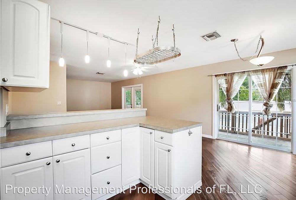 1866 Michigan Ave NE - Photo 3 of 22