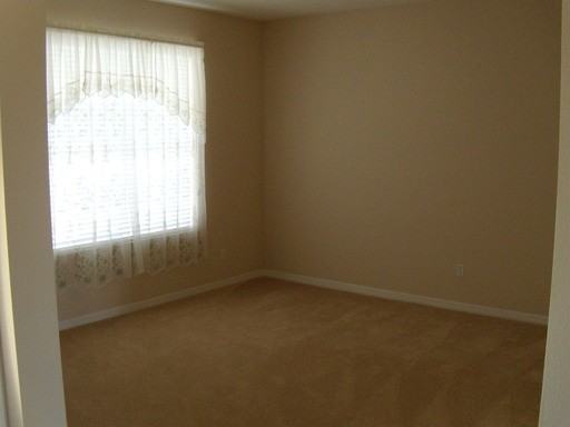 3951 Kilmarnock Dr - Photo 2 of 11