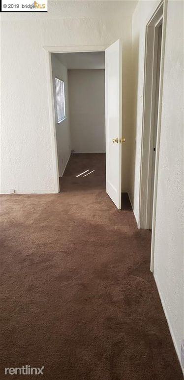 9203 Hillside St - Photo 2 of 6