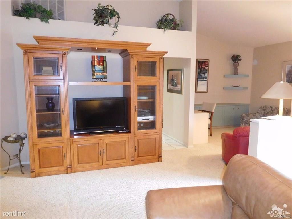 41835 Preston Trl - Photo 3 of 9