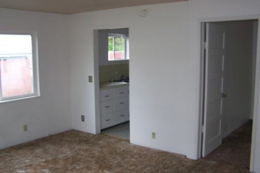 4647 Douglas Ave - Photo 3 of 11