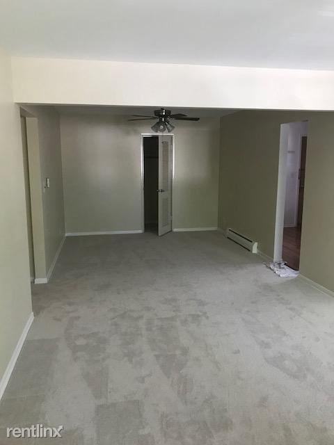 9020 Lamon Ave 1E - Photo 2 of 7