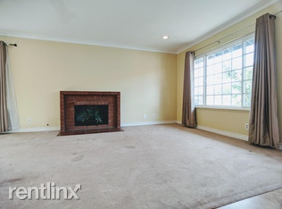 1033 Eclipse Way - Photo 3 of 16