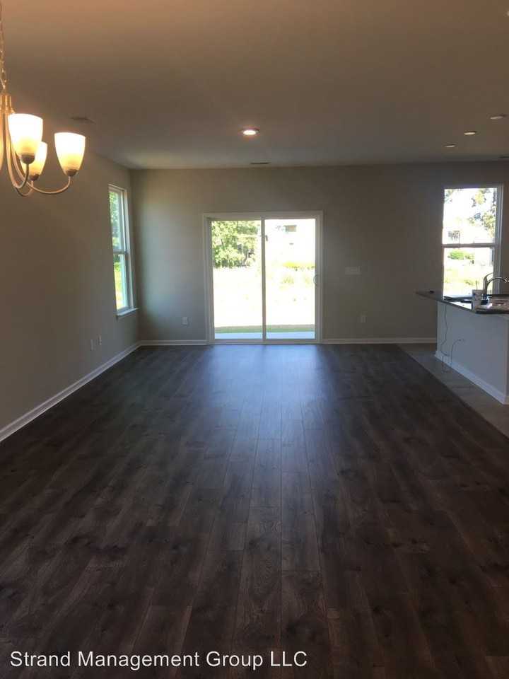 141 Goldenrod - Photo 2 of 19