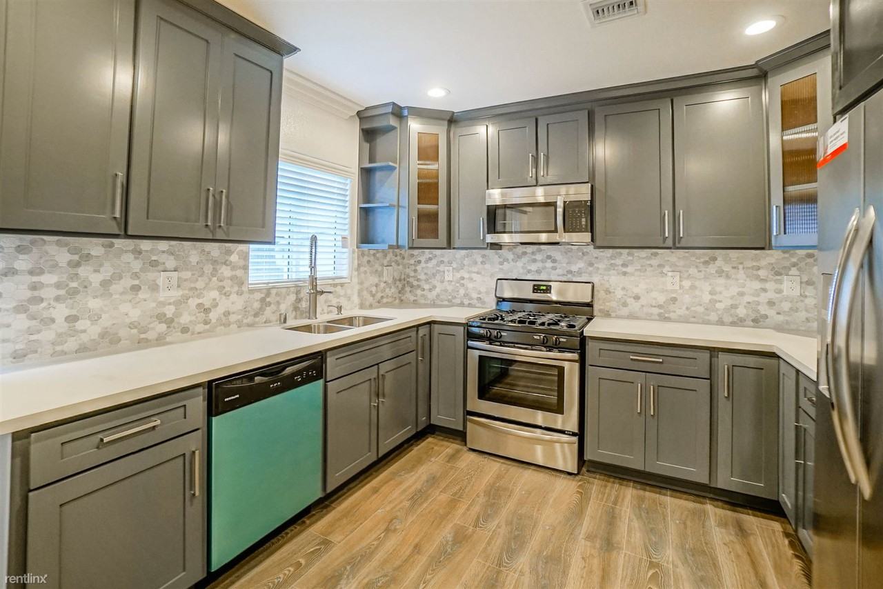 1116 -1118 1/2 West 39th Place - Photo 2 of 30