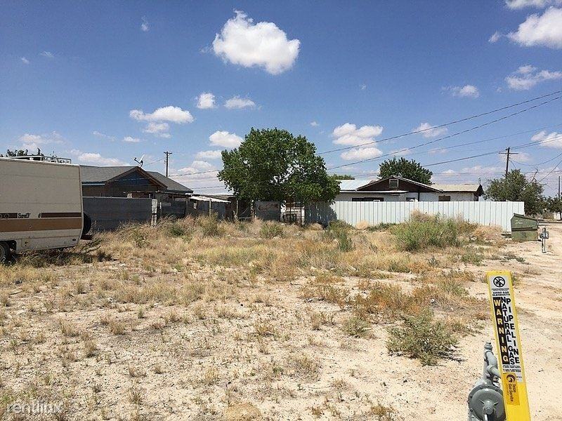 500 W E St - Photo 2 of 3