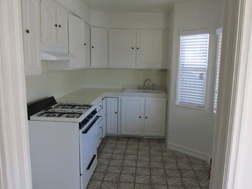 222 W Marquita #1 - Photo 3 of 6