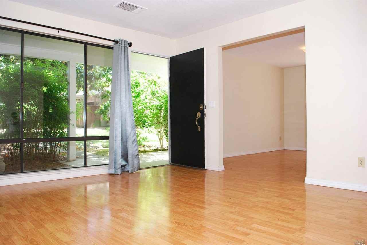 789 Stralla Ct - Photo 3 of 19