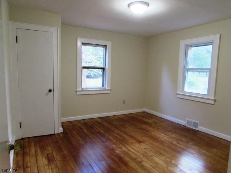 6 Shearman Rd - Photo 3 of 6