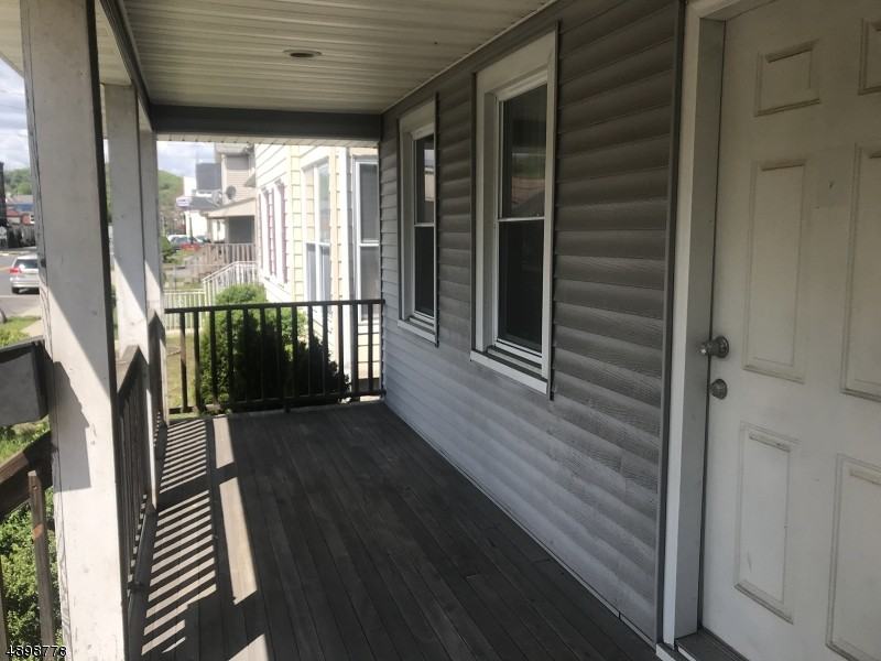 157 E Blackwell St - Photo 2 of 23