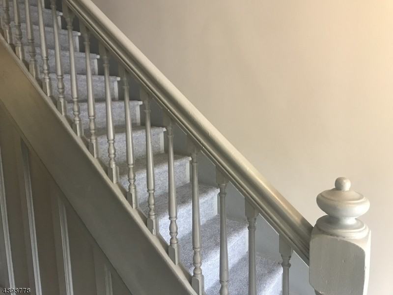 157 E Blackwell St - Photo 3 of 23