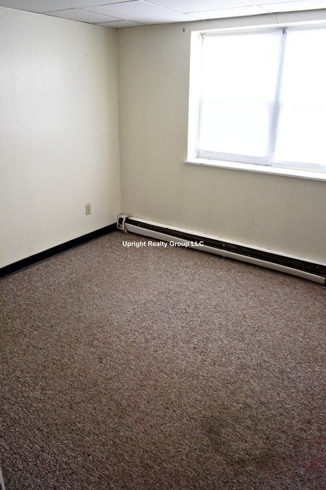 Washington St #2 - Photo 3 of 4