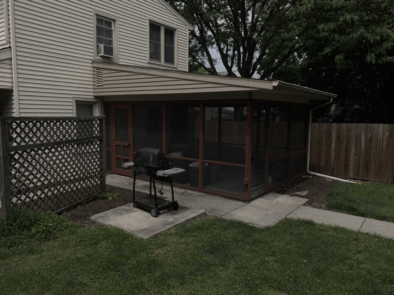 126 Manor Ave - Photo 2 of 11