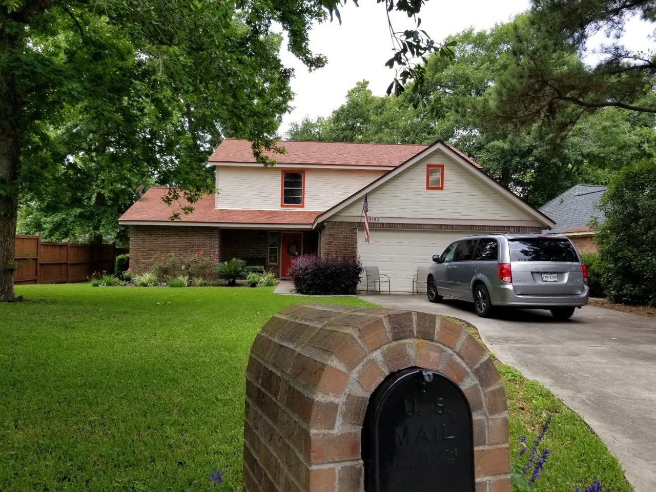 15194 Constellation Cir W - Photo 2 of 3