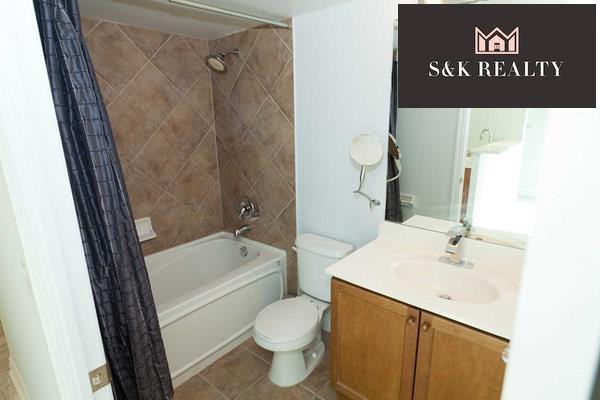 2121 Lake Shore Boulevard West #515