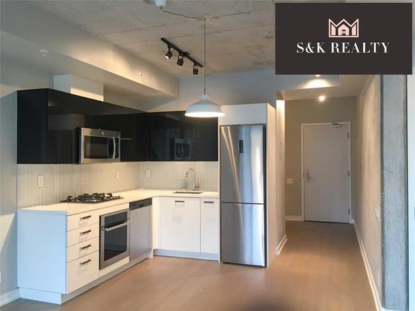 39 Brant Street #627