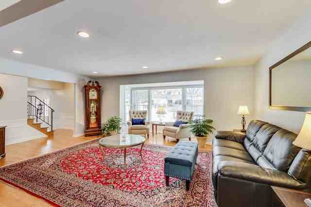 260 MacLaren Ln - Photo 2 of 38