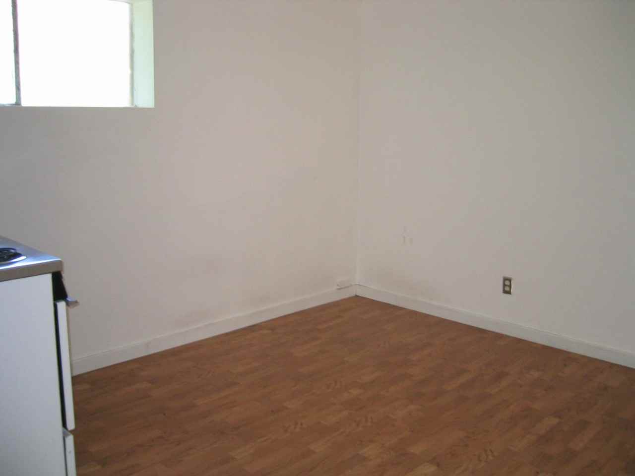 338 N 300 W - Photo 3 of 23