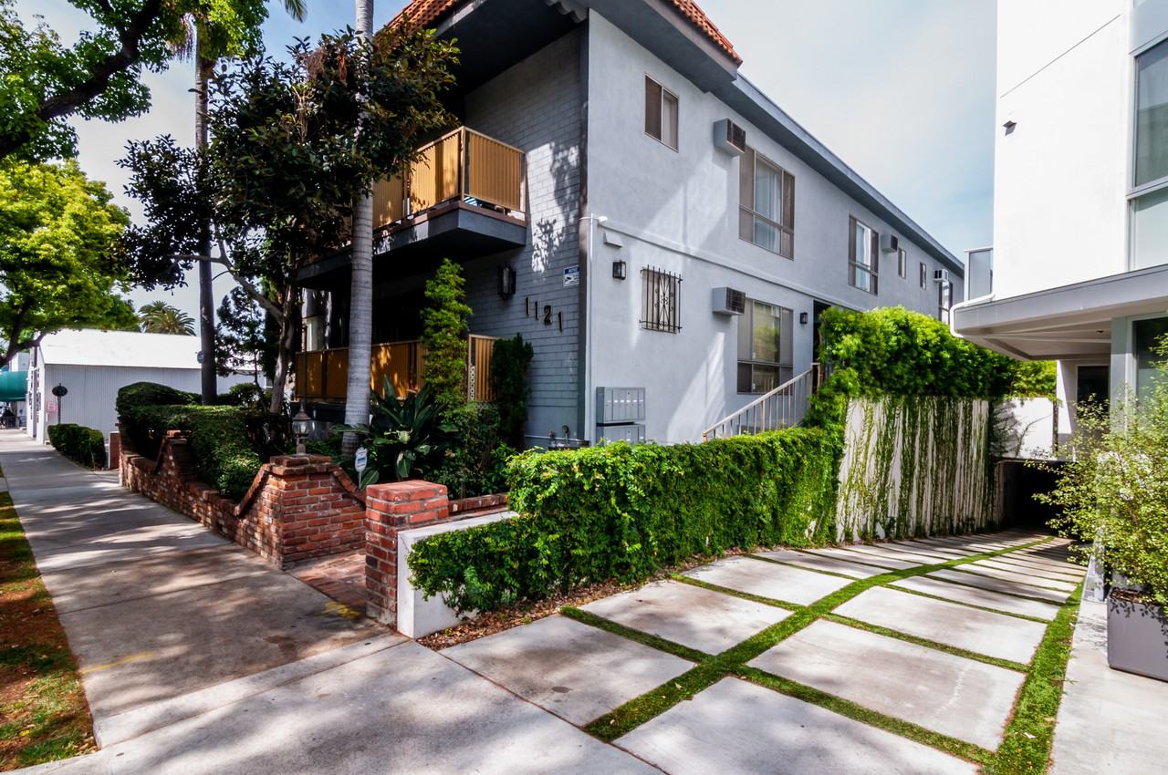 1121 North Kings Road 9, West Hollywood, CA 90069 1 Bedroom