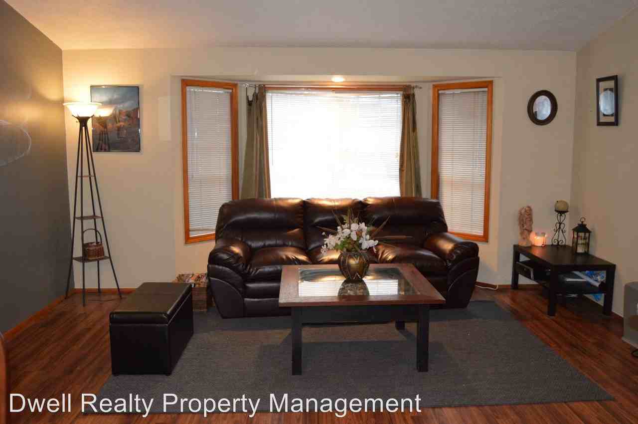 97 SW Riverview Pl - Photo 2 of 16