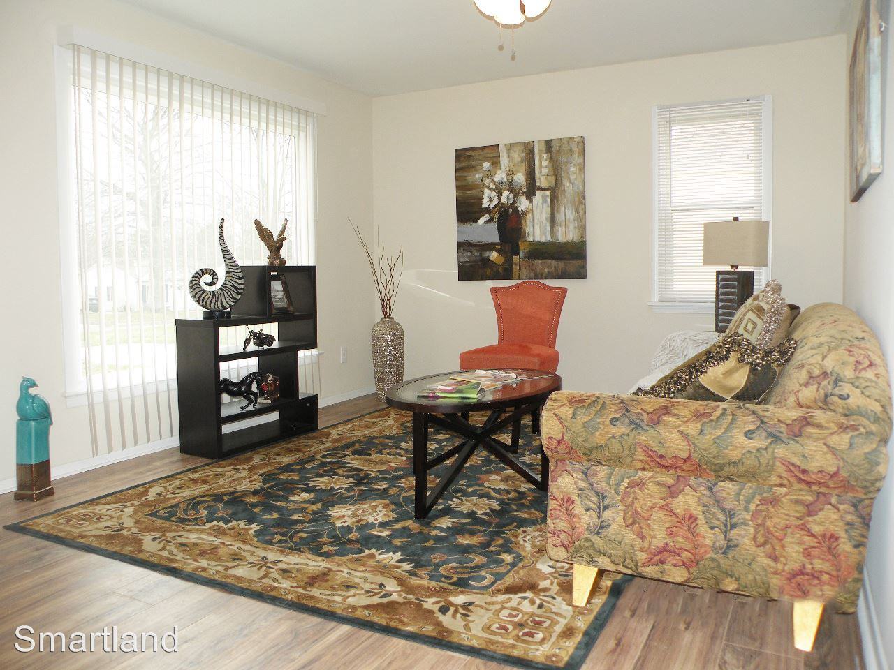 5077 Brooksdale Rd - Photo 3 of 15