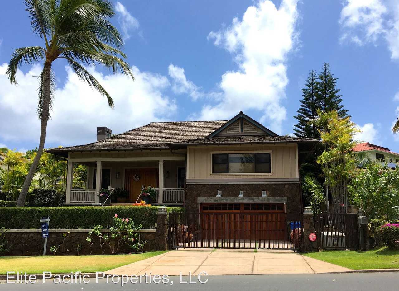 4287 Kahala Avenue - Photo 2 of 22