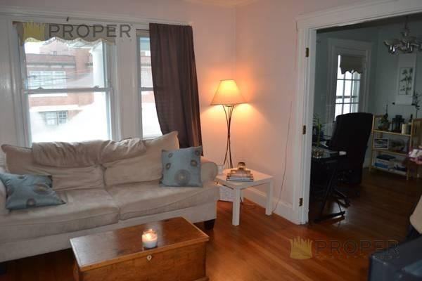 103 Oakland St - Photo 3 of 10