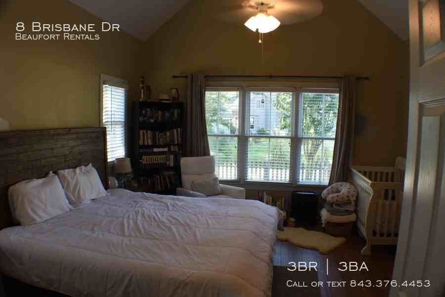 8 Brisbane Dr - Photo 3 of 7