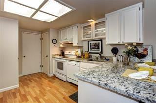 18973 Sara Park Cir - Photo 3 of 4