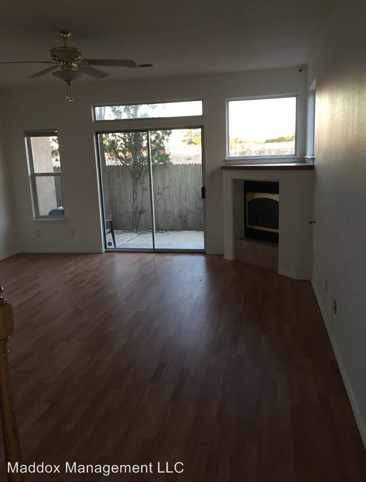 7143 Natalie Janae Ln NE - Photo 3 of 24