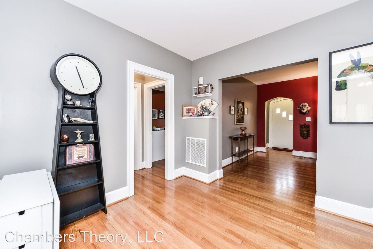 1624 N Abingdon St - Photo 2 of 49