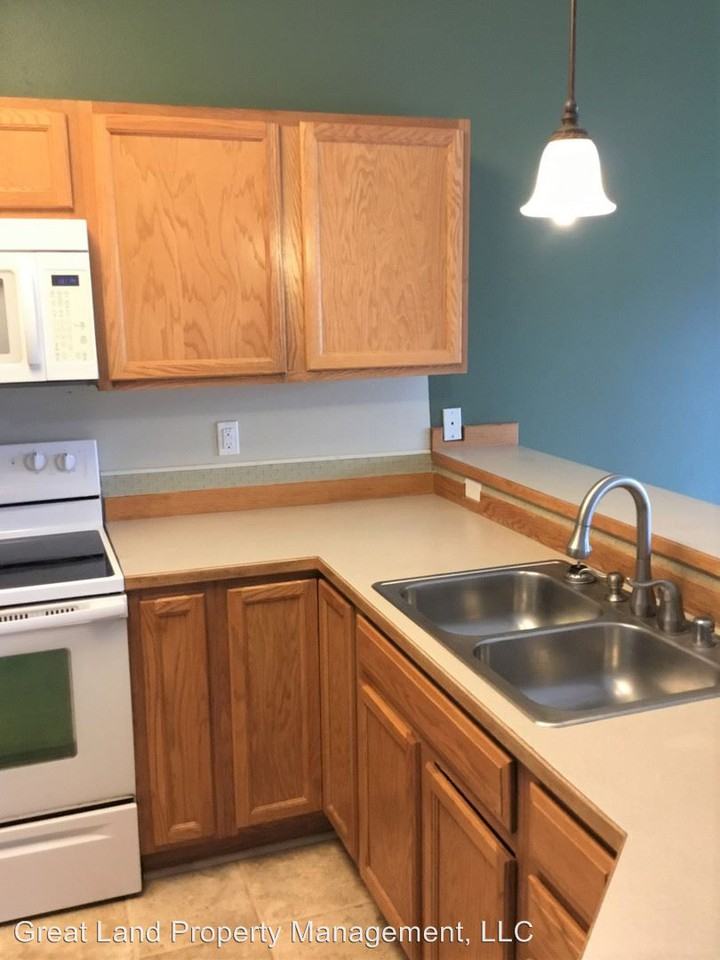 8977 Eagle Pl Loop - Photo 2 of 16