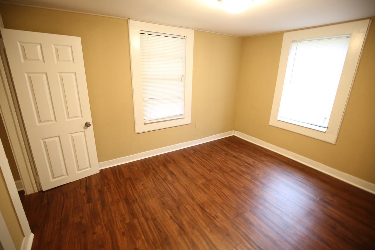 2229 3rd St NE - Photo 3 of 13