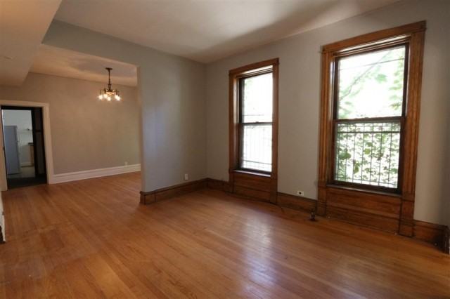 610 West Briar Place #1 - Photo 3 of 15