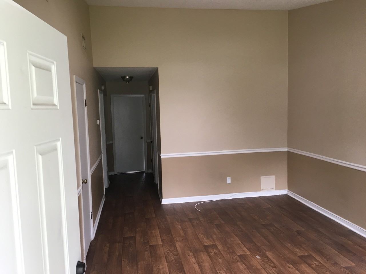 737 Sharon Street - Photo 2 of 7