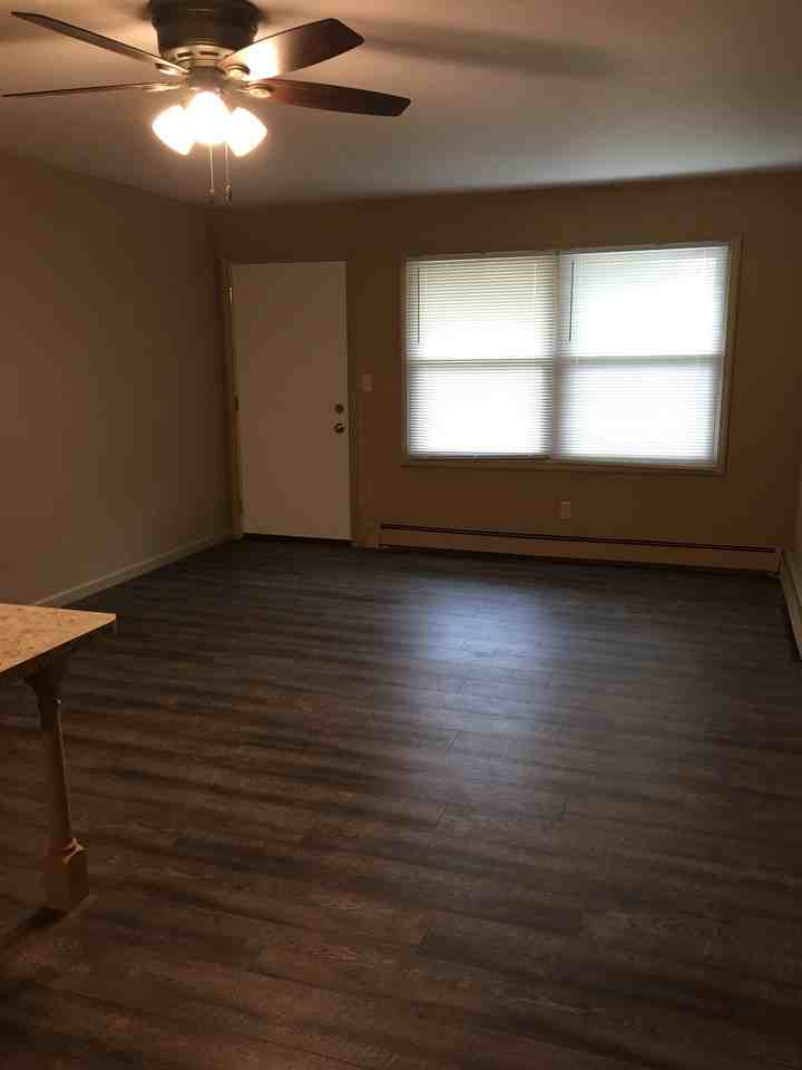 309 North 3rd Street - Photo 3 of 7