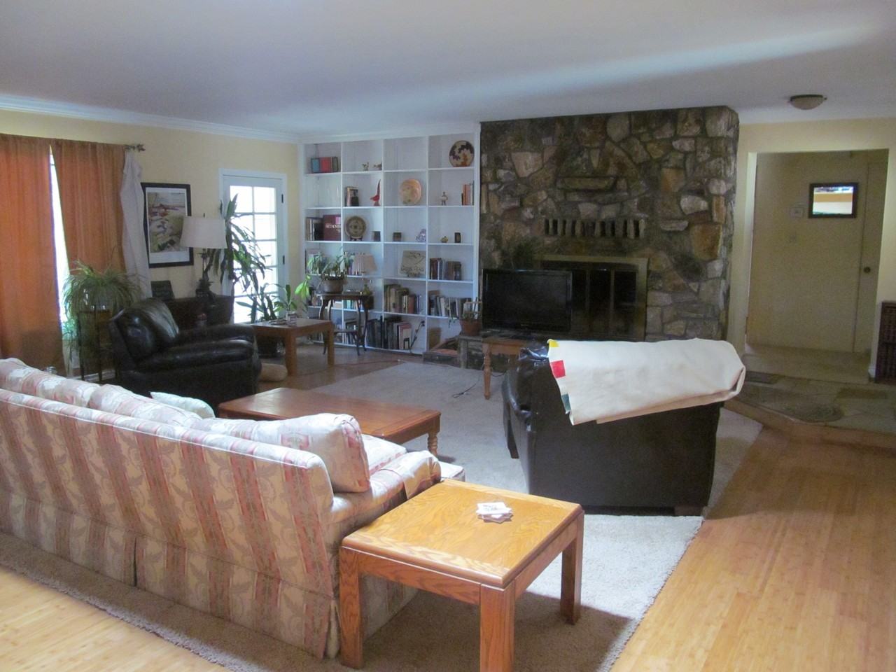 2420 Wheeler Ave - Photo 3 of 36