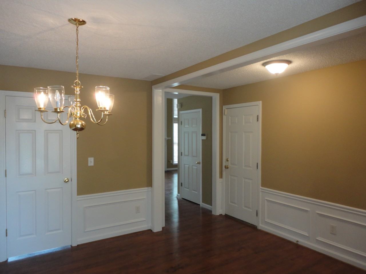 155 Lembeth Ct - Photo 3 of 18