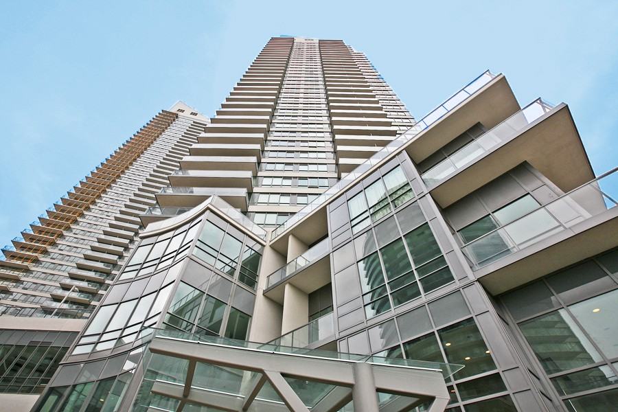 2230 Lake Shore Boulevard West #'08