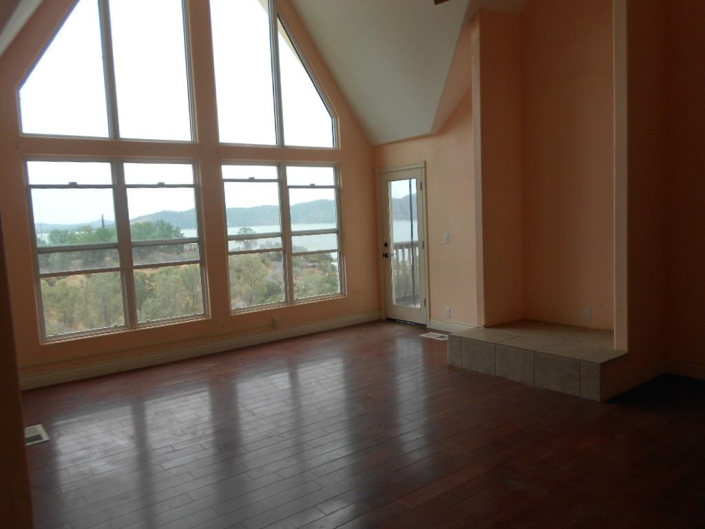 3125 Oak Crest Dr - Photo 3 of 15